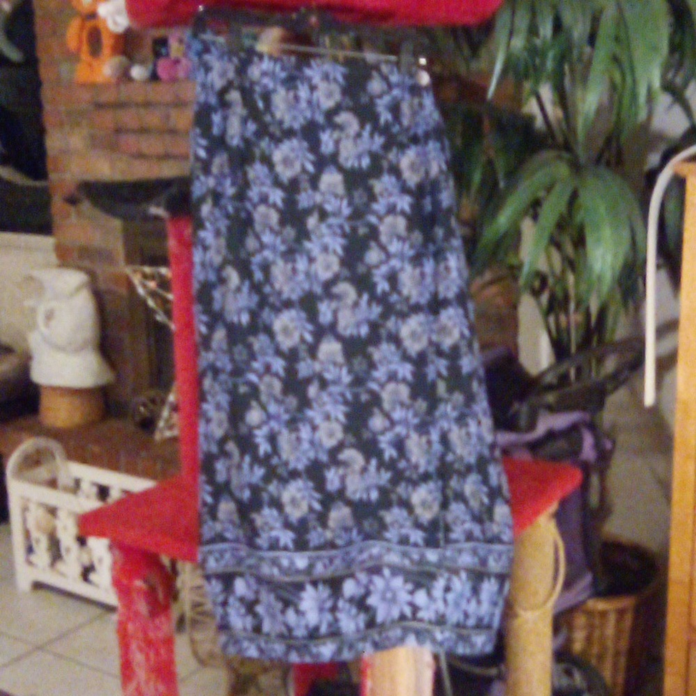 NWOT Vintage Northern Traditions Wrap Around Blue Floral Midi Skirt 15/16